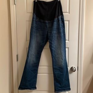Maternity blue jeans. Skinny boot cut size 16. Worn once or twice.